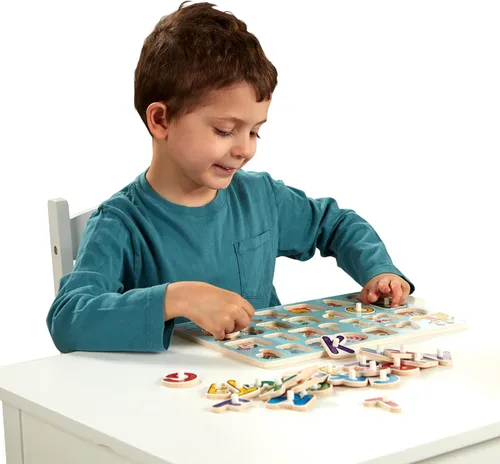 Miniatura 3 de Melissa & Doug Disney Classics - Rompecabezas de madera con diseño del alfabeto (26 piezas)