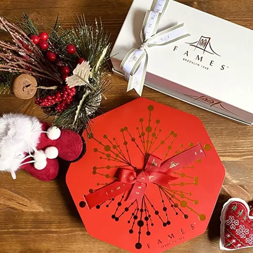 Miniatura 6 de Caja de nueces cubiertas de chocolate con caramelo, variedad surtida de nueces de chocolate, hamburguesas de nueces, almendras, racimos