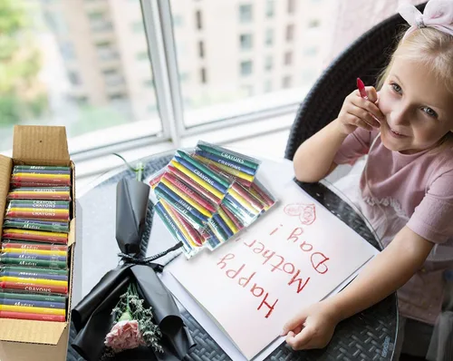 Miniatura 6 de Madisi Paquete de crayones a granel, tamaño regular, 4 colores, 150 paquetes, 600