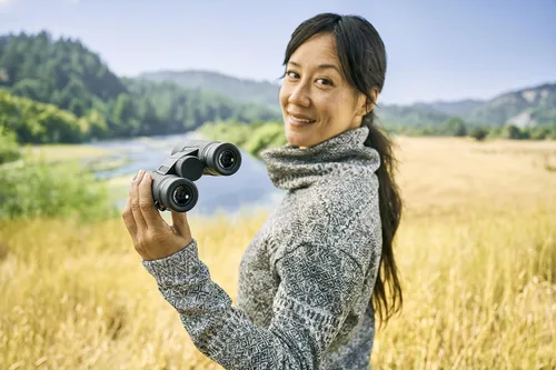 Miniatura 8 de Nikon Monarch M5 8 x 42 (16767) - Paquete de prismáticos negros con lápiz de lente y paño para lentes, binoculares compactos para adultos para caza