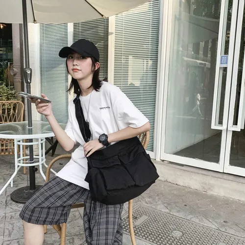 Miniatura 4 de GAXOS Bolso bandolera estético para la escuela, estilo vintage, de lona negra, para mujer, bolso de hombro para laptop