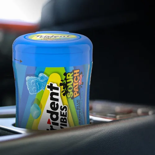 Miniatura 7 de Trident Vibes SOUR PATCH KIDS - Goma de mascar sin azúcar de frambuesa azul, 4 botellas de 40 piezas (160 piezas en total)