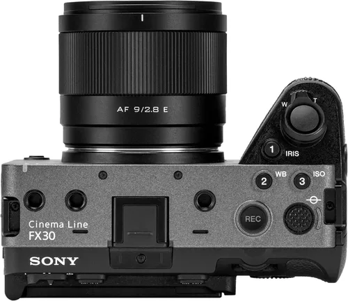 Miniatura 5 de VILTROX AF 9mm F2.8 Lente APS-C para Sony E-Mount, Lente Prime Auto-Focus Ultra Gran Angular Compatible con Cámaras Sony ZV-E10 ZV-E10II a6000 a6100