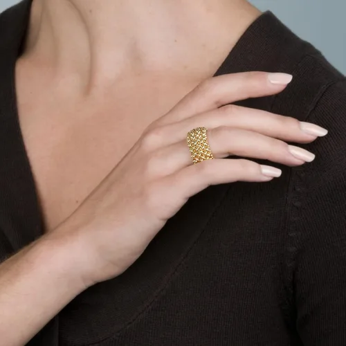 Miniatura 8 de Ross-Simons Italian 14kt Yellow Gold Riso-Link Ring