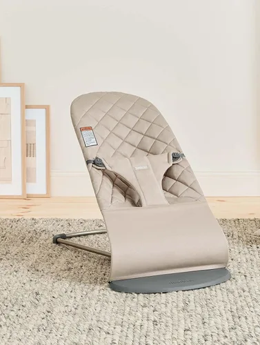 Miniatura 8 de BabyBjörn Bouncer Bliss, Gris Arena, Tejido, Colchón Clásico de Acolchado Asiento Ajustable de Mecedora para Bebé de 2 en 1 y Silla para Niño
