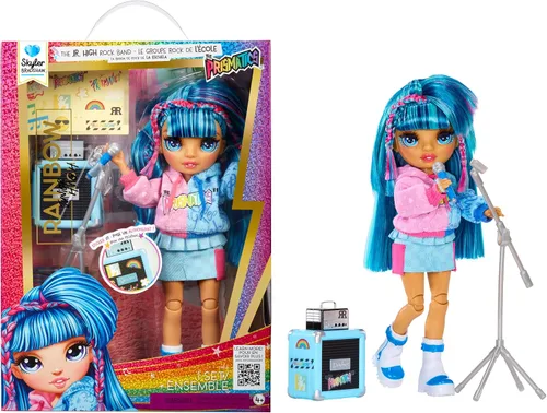 Rainbow High Jr High Rock Band - Skyler, muñeca de moda azul de 9 pulgadas con micrófono más soporte y amplificador, personalizable con calcomanías,