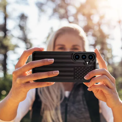 Miniatura 7 de Carveit Funda de madera para Galaxy S24 - Madera natural y TPU negro suave, cubierta protectora a prueba de golpes, diseño de madera único Bandera