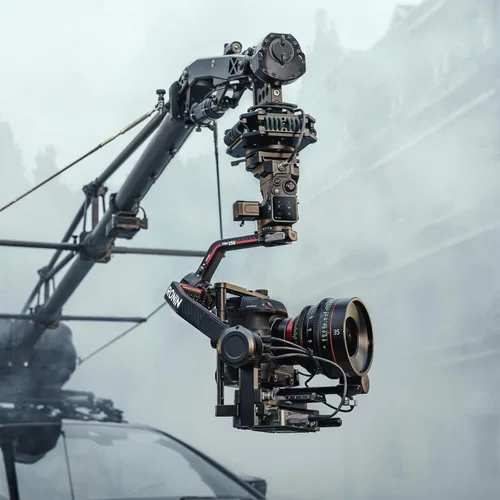 Miniatura 6 de DJI RS 3 Pro Combo, estabilizador cardán de 3 ejes para cámaras DSLR y cine Canon/Sony/Panasonic/Nikon/Fujifilm/BMPCC, bloqueos automatizados