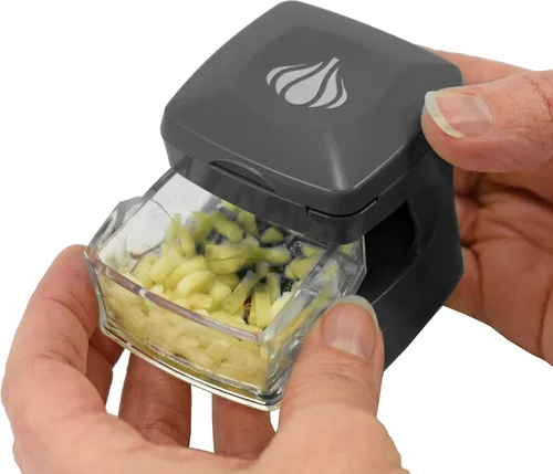 Miniatura 4 de Prensa de ajo Garlic-A-Peel, trituradora, cortadora, picadora y contenedor de almacenamiento - Incluye pelador de ajo de silicona - Fácil de limpiar