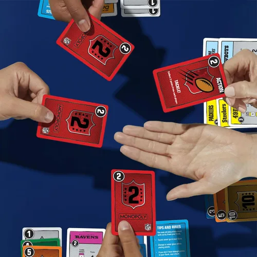 Miniatura 3 de Monopoly Deal NFL Edition Game Juego de cartas oficial de la NFL para familias y niños A partir de 8 años 2 a 5 jugadores 15 minutos