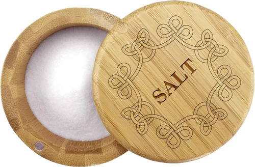 Totally Bamboo Salero de almacenamiento de bambú con tapa giratoria magnética, capacidad de 6 onzas, nudo celta grabado en la tapa