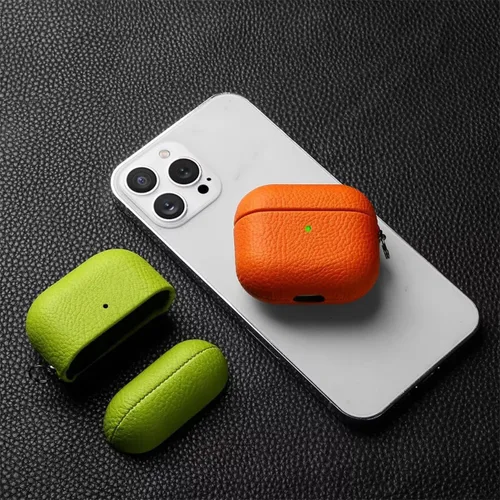 Miniatura 5 de Funda personalizada con nombre para AirPods Pro, añade tus propias iniciales personalizadas, monograma, funda de lujo de cuero vegano para Air Pods