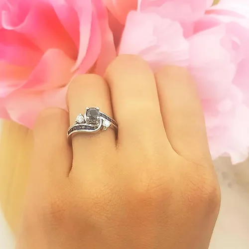 Miniatura 2 de Dazzlingrock Collection Juego de anillos de compromiso de oro blanco y zafiro azul de 10 quilates