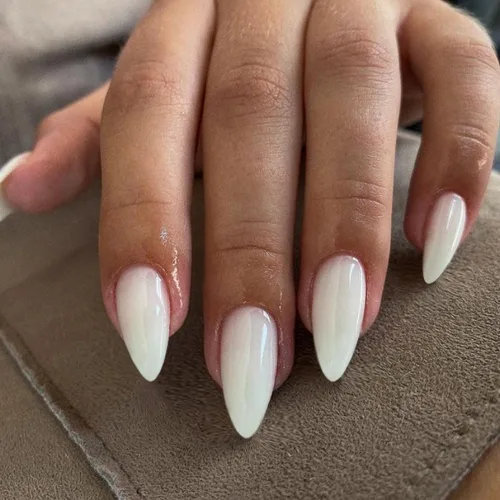 Miniatura 32 de Uñas postizas a presión azul real - Forma de almendra, longitud media, acrílicas neutrales reutilizables para mujeres y niñas - Uñas postizas