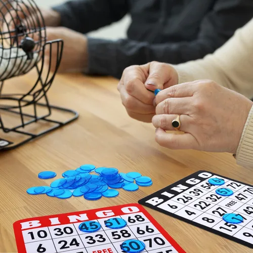 Miniatura 6 de GSE Games & Sports Expert Blue Bingo Chips, 500 fichas de conteo transparentes de alto contraste de 3/4 pulgadas para juegos de bingo, fiestas Azul