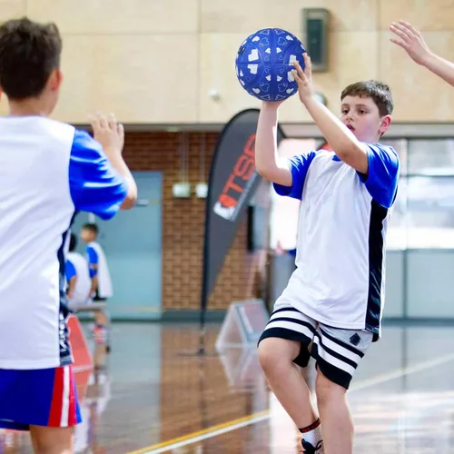 Miniatura 6 de Baloncesto tamaño 6 para niñas, niños, jóvenes y mujeres, baloncesto de goma para entrenamiento en interiores y exteriores, práctica