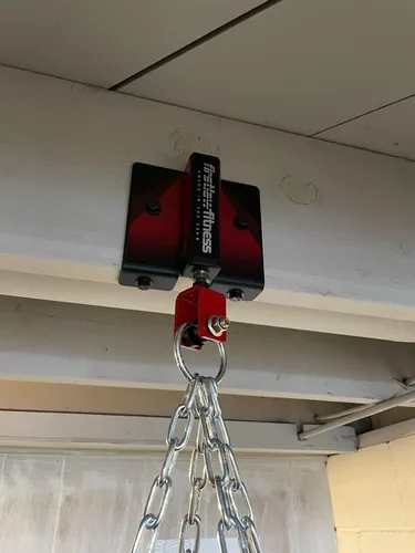 Miniatura 2 de Firstlaw Fitness Joist Mount 120 - Colgador pesado para saco de boxeo - para bolsas pesadas de hasta 120 libras - Fabricado en los Estados Unidos
