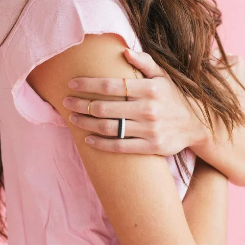 Miniatura 4 de Enso Rings Anillos de boda de silicona apilables, múltiples diseños para el uso diario, cómodos y flexibles