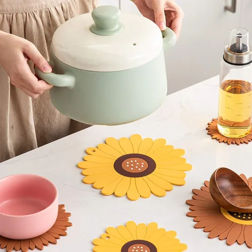 Miniatura 2 de Sunflower Trivet Mat Silicone Hot Pot Holder Hot Pads for Table and Countertop, Soft Rubber Multi-Use Trivets for Pots & Hot Dish, Non Slip Coasters