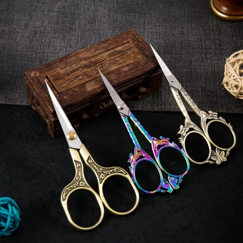 Miniatura 9 de Tijeras Artísticas Vintage para Manualidades Pequeñas de 4.6 Pulgadas Herramienta Afilada de Costura y Bordado - Mango de Mariposa de Bronce Marrón