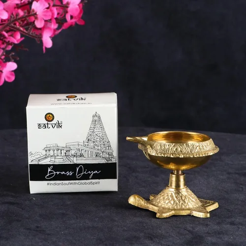 Miniatura 2 de SATVIK - Juego de 1 pieza de tortuga Kuber de latón Lámpara de aceite de latón virgen tradicional hecha a mano con grabado dorado para Puja