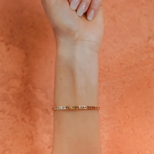 Miniatura 6 de MantraBand Pulseras Pulsera de mantra ajustable grabada inspiradora Color plateado Regalos para mujeres