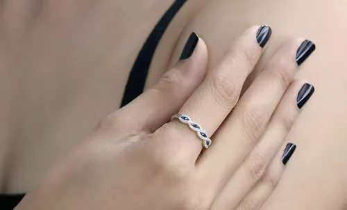 Miniatura 2 de Dazzlingrock Collection Round Blue Sapphire & White Diamond Swirl Stackable Anniversary Ring for Women in Gold