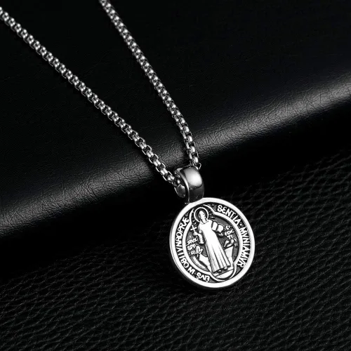 Miniatura 7 de Collar con colgante de medalla de exorcismo de San Benito para hombre acero inoxidable cruz católica romana protección de demonio joyería religiosa
