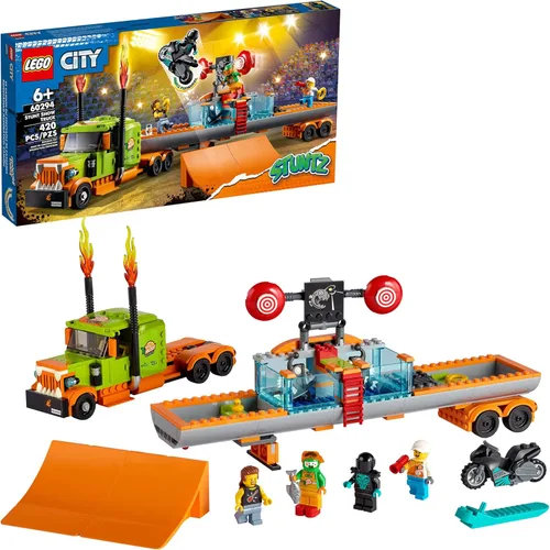 LEGO City Stunt Show Truck 60294 - Juego de juguetes de construcción con rampas de lanzamiento y un tanque de volcada, además de una bicicleta de
