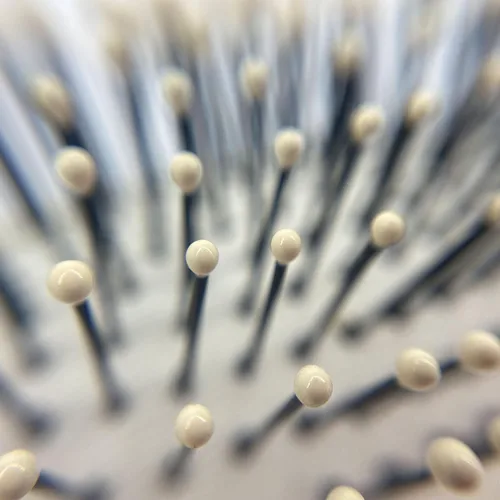 Miniatura 4 de Phillips Brush Co Light Touch 1 Cepillo de pelo de nailon acolchado ovalado, 8.75 pulgadas Ball Tipped Nylon Bristles Gently Detangle All Hair