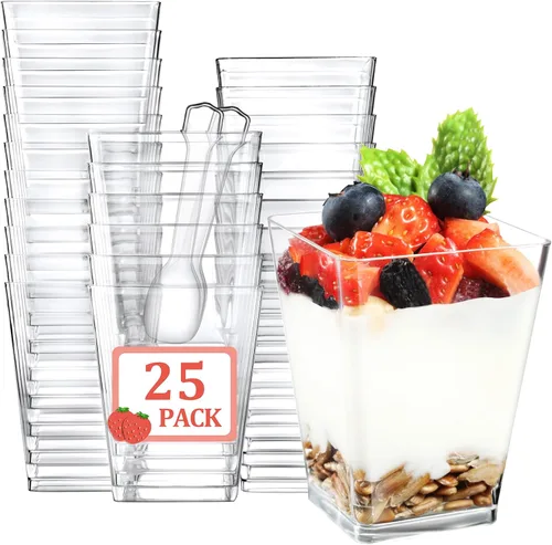 Eupako Paquete de 25 mini tazas de postre de plástico de 5 onzas con cucharas, tazas pequeñas transparentes para parfait, tazas cuadradas de 25