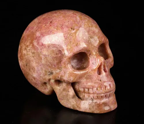 Miniatura 2 de Skullis Calavera de cristal de rodonita rosa y negra, escultura de arte fino de piedras preciosas talladas a mano, estatua de piedra curativa