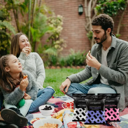 Miniatura 8 de Lakritsfabriken Ramlosa Regaliz negro sueco de primera calidad, caramelo de regaliz negro salado y suave con 6% de raíz de regaliz, regaliz vegano