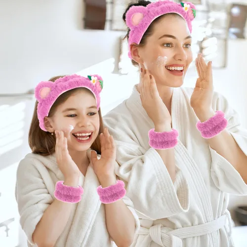 Miniatura 2 de CAVETEE Diadema, juego de 3 piezas de diadema y pulsera de oso de peluche rosa esponjoso para maquillaje para mujeres, juego de diadema y pulsera