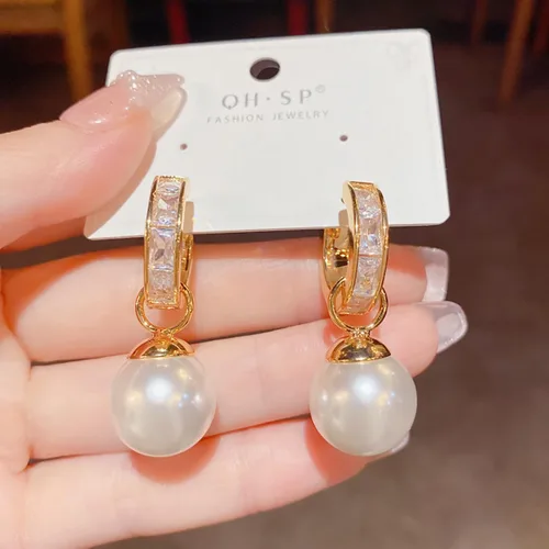 Miniatura 6 de 14K Gold Plated Pearl Drop Dangle Earrings Huggie Small Hoop Hypoallergenic Earrings for Women