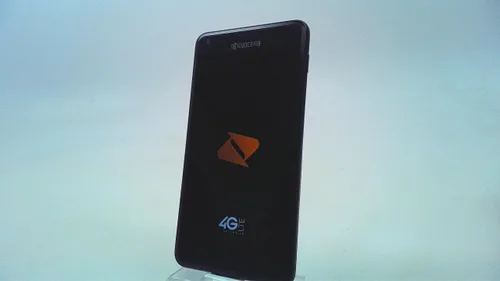 Kyocera Teléfono inteligente móvil KYC6743 Reach Boost