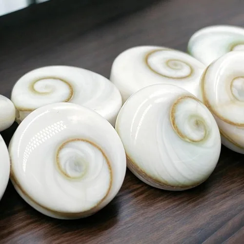 Miniatura 3 de ABCGEMS Shiva Eye Shell Beads Indonesia Auténtica Región Indo-Pacífico (patrón geométrico de matriz de doble cara) de origen ético – Producción