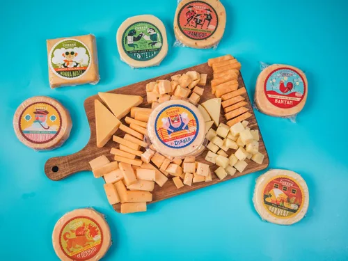 Miniatura 8 de Caja de regalo de Cheese Bros. Brotherhood Fresco de Wisconsin Surtido de Gouda, Havarti, Mozzarella y Fratello Gran idea de regalo de comida