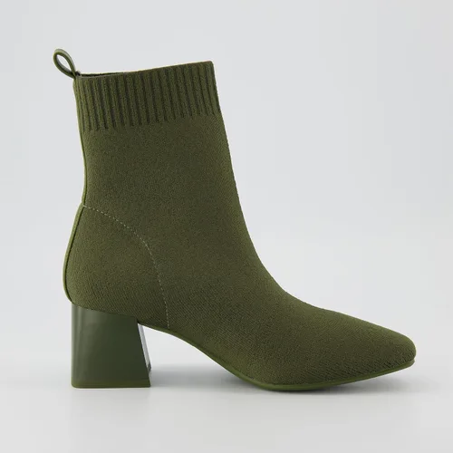 Miniatura 4 de CUSHIONAIRE Botas Milo Stretch para mujer + espuma viscoelástica, anchos disponibles