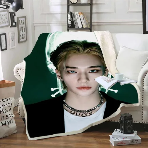 Miniatura 7 de YJYP Manta de Franela Felix Hyunjin Manta para Sofá o Sillón Alfombra Decorativa para el Hogar