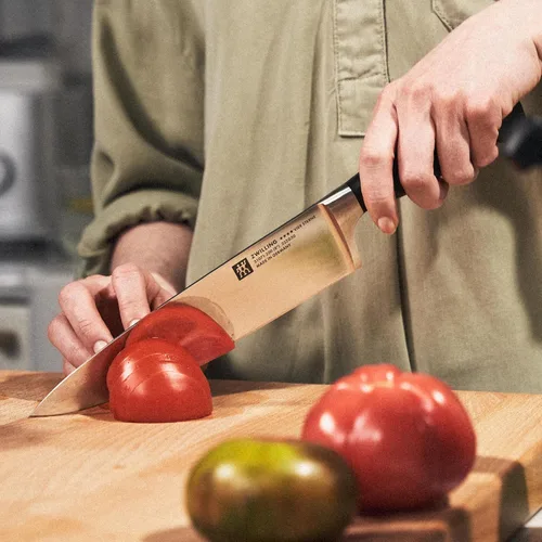Miniatura 5 de ZWILLING - Cuchillo de chef alemán afilado de cuatro estrellas de 8 pulgadas, fabricado en una fábrica alemana propiedad de la empresa con acero