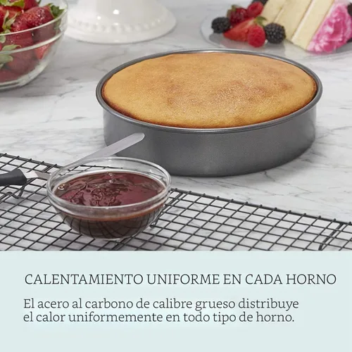 Miniatura 3 de Chicago Metallic Juego Profesional de 3 Moldes Redondos para Pasteles de 6, 8, 10 pulgadas, Utensilios de Repostería Premium Antiadherentes, Acero