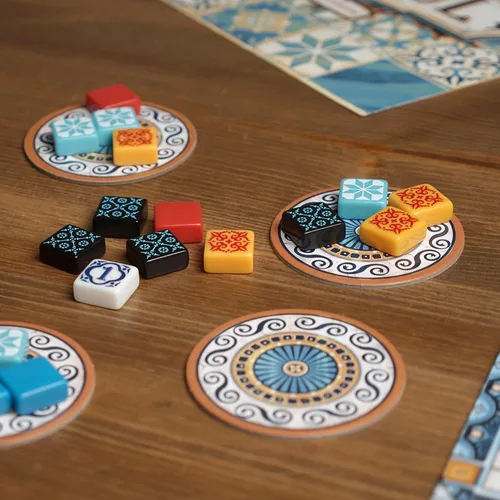 Miniatura 7 de Next Move Games - Juego de mesa de cristal azul y azul, juego base y expansión, juego de estrategia de colocación de azulejos para adultos y niños