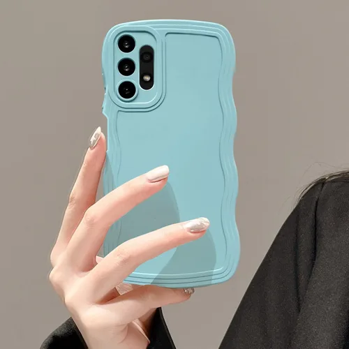Miniatura 26 de UEEBAI Funda de silicona con marco de ola para Samsung Galaxy S22 5G, funda de teléfono con marco de ola linda, ajuste delgado, amortiguador de Negro