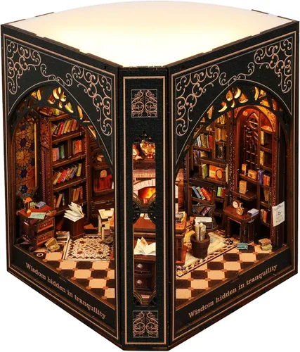 Miniatura 9 de Nookmaster Kit de rincón de libros – Biblioteca clásica en miniatura para casa de muñecas para libros con luces LED, regalo creativo de bricolaje