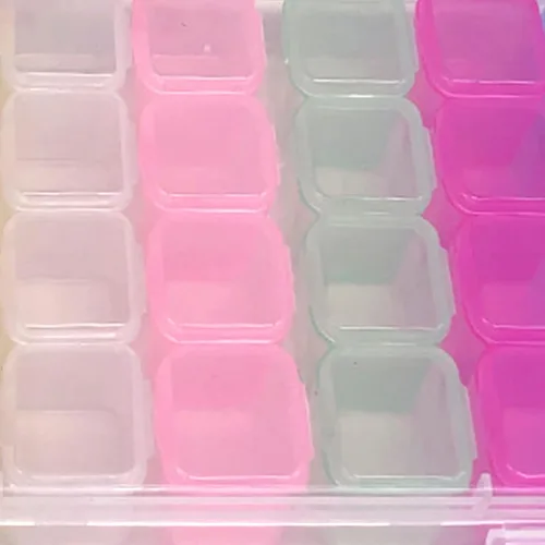 Miniatura 7 de Miskall Estuche organizador de plástico con 28 ranuras, transparente, decoración de accesorios de arte de uñas, caja organizadora de almacenamiento