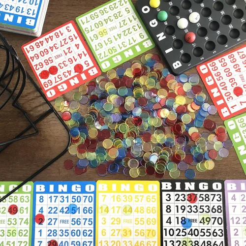 Miniatura 6 de Yuanhe 500 piezas 3/4 pulgadas transparente Bingo contando chips de color mezclado