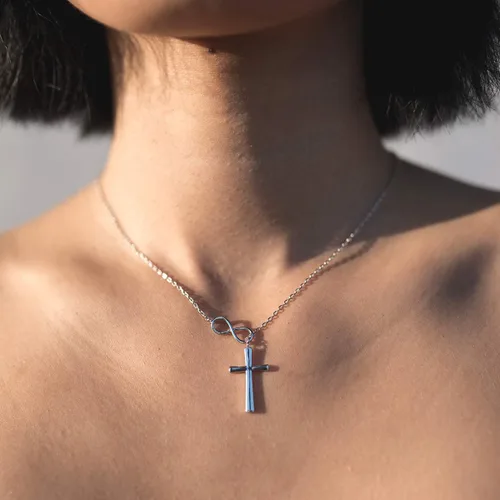Miniatura 4 de Dear Ava Infinity First Holy Communion Necklace Sympathy Gift For Teen Girls Sterling Silver Modern Jewelry Cross Pendant with Heartfelt Card 1st