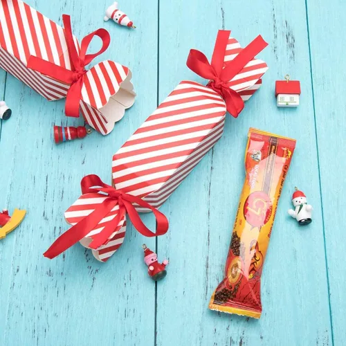 Miniatura 7 de DARENYI 50 cajas de dulces de Navidad, cajas vacías para dulces con cinta roja pequeñas cajas de dulces para dulces, chocolate, cajas de regalo
