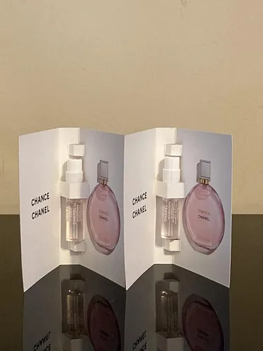 Miniatura 5 de Juego de 2 - Chance Eau Tendre para mujer, Eau De Parfum Spray 0.05oz/0.1 fl oz Vial Sampler
